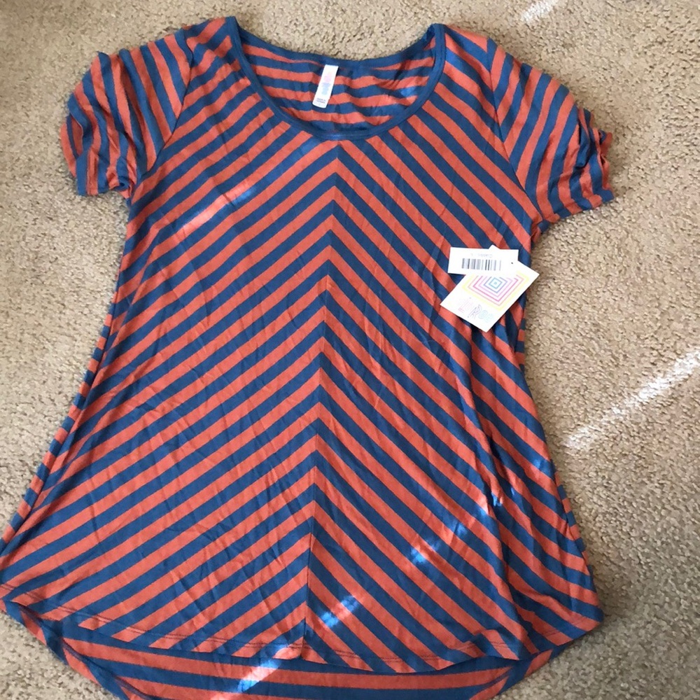 Lularoe classic top